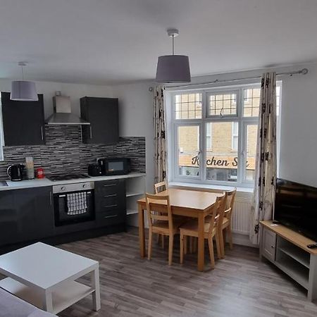 Апартаменты Vh Premier Flat 3 Джиллингем Экстерьер фото