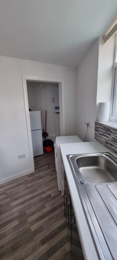 Апартаменты Vh Premier Flat 3 Джиллингем Экстерьер фото