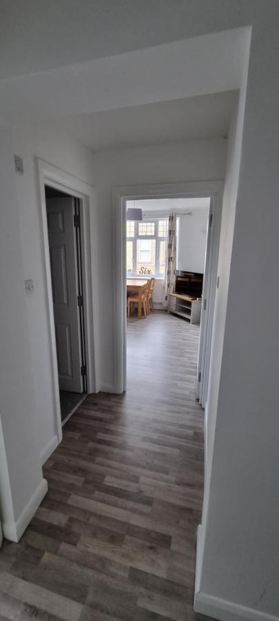 Апартаменты Vh Premier Flat 3 Джиллингем Экстерьер фото